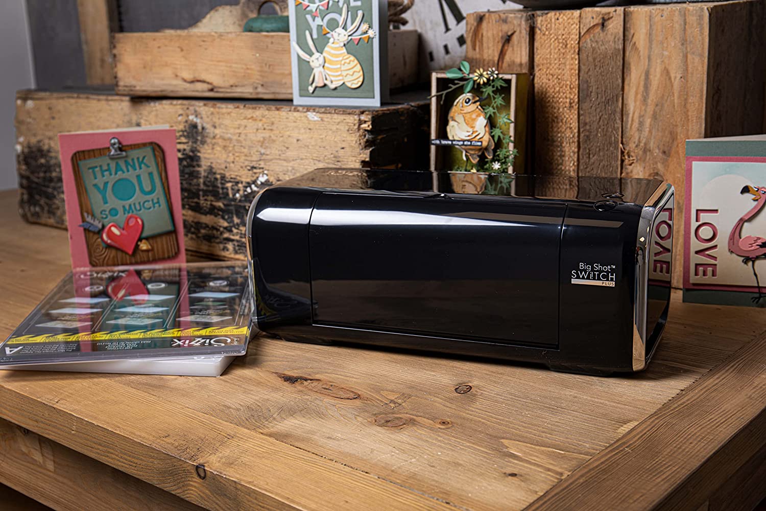 Sizzix Big Shot Switch Plus (Black) Inspired by Tim Holtz, Electric Die Cutting and Embossing Machine (9-inch Opening), 665300